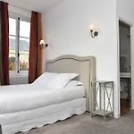 Couette-café Des Glycines 3*