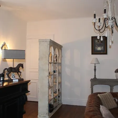 Des Glycines Bed & Breakfast