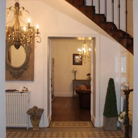 Des Glycines Bed & Breakfast Thouars