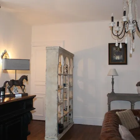 Des Glycines Bed & Breakfast Thouars