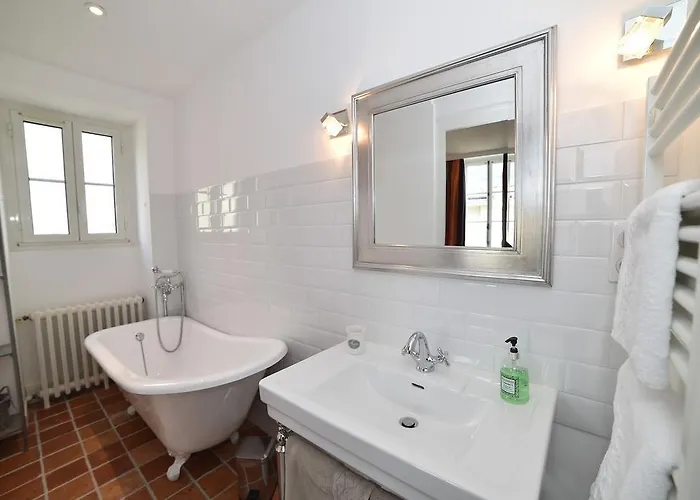 Des Glycines 3* Thouars